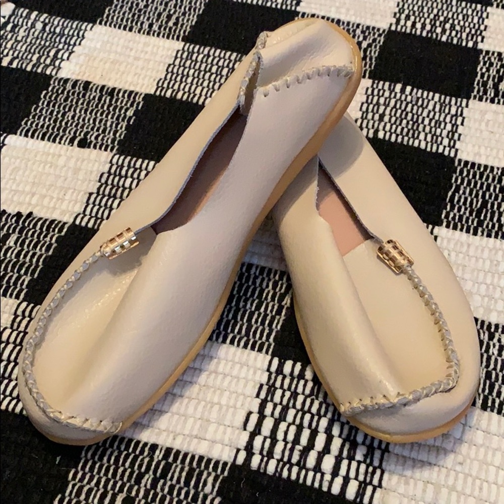 Women’s loafer